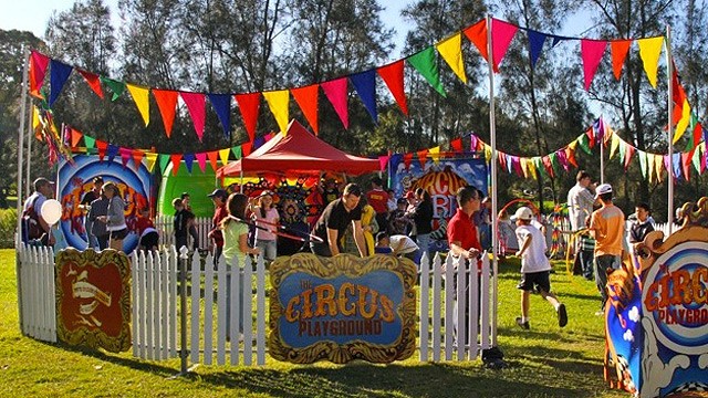 Live Entertainment: Circus Playground, Top Ryde City